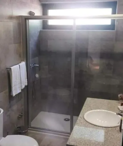 Sobre águas Parque de Campismo Bragança