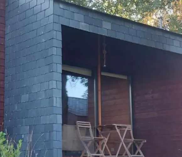 Sobre águas Parque de Campismo